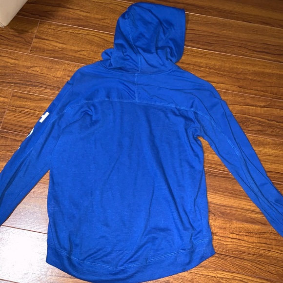 Tommy Hilfiger athletic sweater like new! - Picture 4 of 7